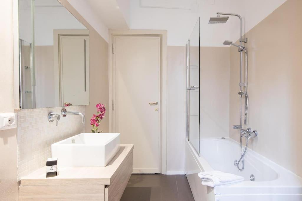 My Trastevere Three Bedroom View Apartment -Top Collection Ρώμη Εξωτερικό φωτογραφία